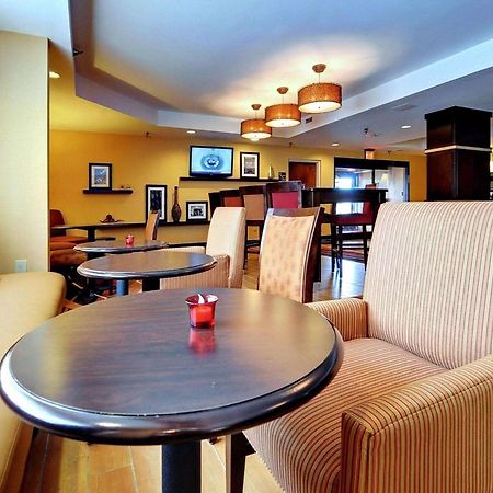Hampton Inn Eden Екстер'єр фото