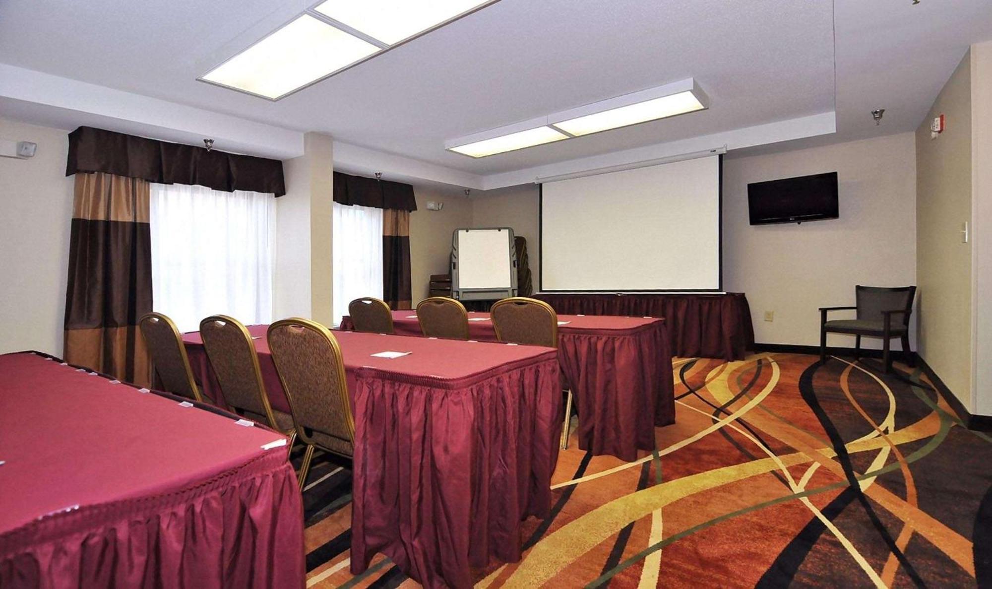 Hampton Inn Eden Екстер'єр фото
