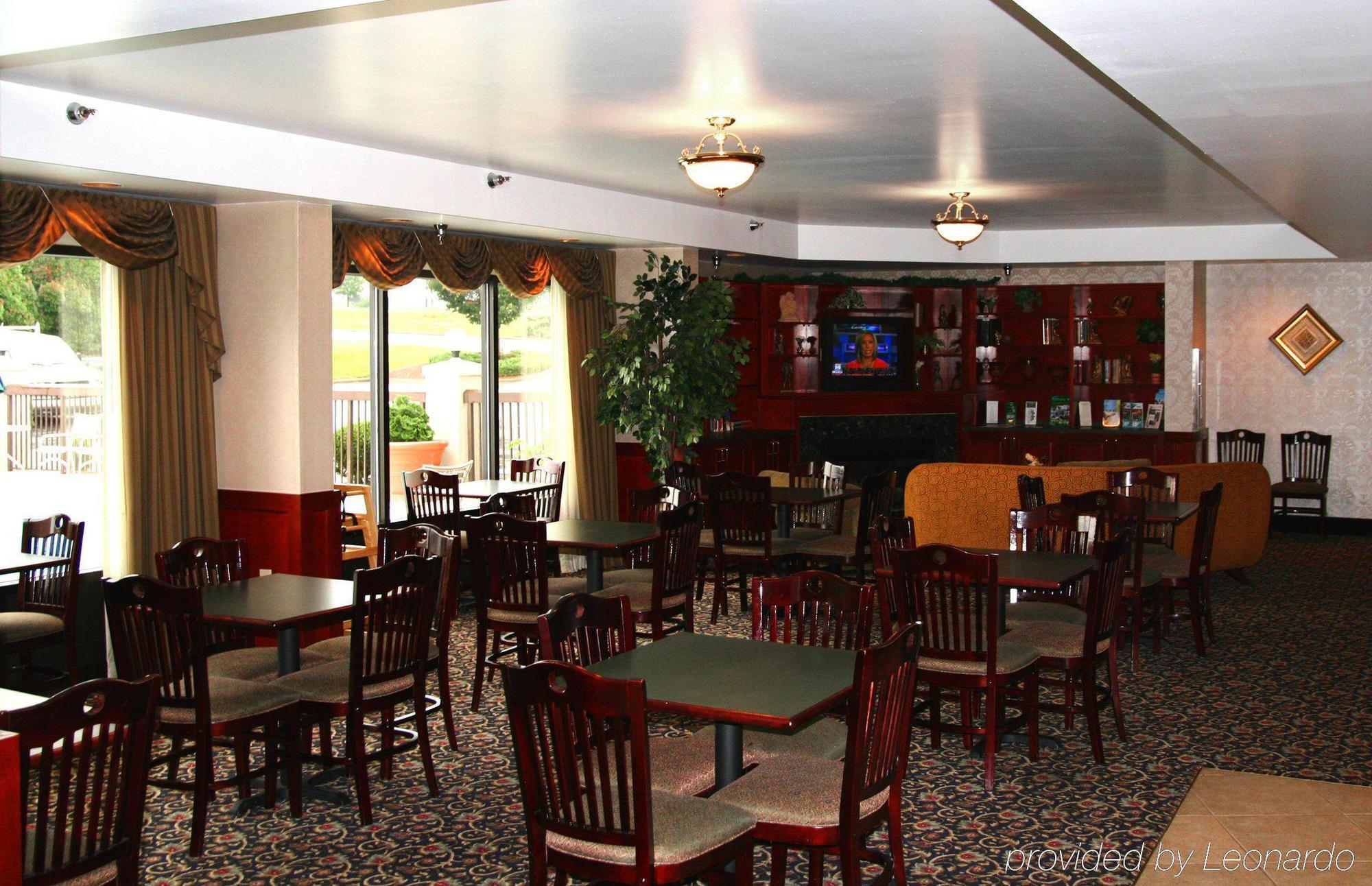Hampton Inn Eden Екстер'єр фото